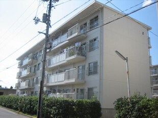 宮ノ岸共同住宅２号棟の物件外観写真